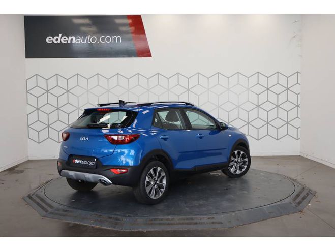 Kia Stonic 1.0 T-GDi 100 ch DCT7 GT Line Premium bleu de 2024