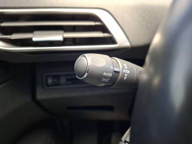 Peugeot 3008 Puretech 130ch S&S BVM6 Allure gris de 2018