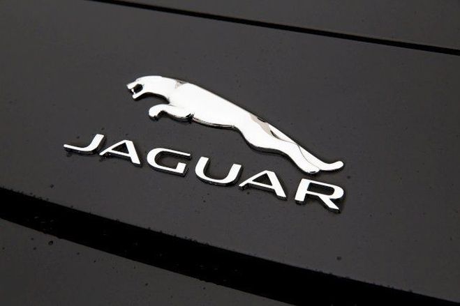 Jaguar F Pace V6 3.0D 300ch R-Sport AWD BVA8 169g NOIR de 2019
