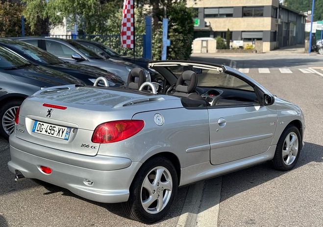 Peugeot 206 CC 1.6 ess 16V 110ch Quiksilver Gris de 2006