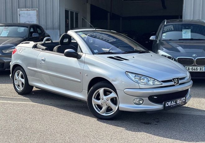 Peugeot 206 CC 1.6 ess 16V 110ch Quiksilver Gris de 2006