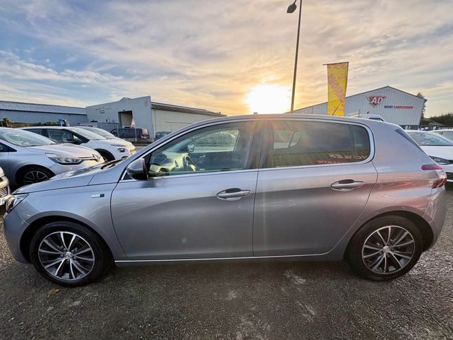 Peugeot 308 II 1.2 Puretech 82ch STYLE 5p Gris M�tallis� de 2015