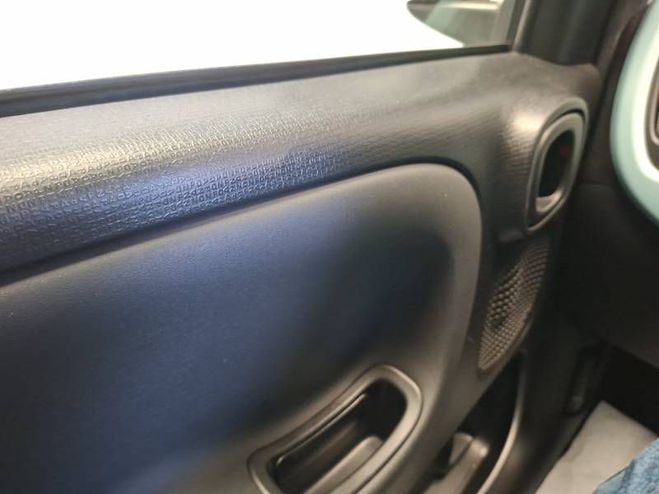 Fiat Panda City Cross 1.0 70 ch Hybride BSG S/S Plu bleu de 2020
