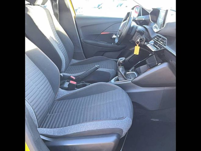 Peugeot 208 PureTech 75 S&S BVM5 Active jaune de 2022