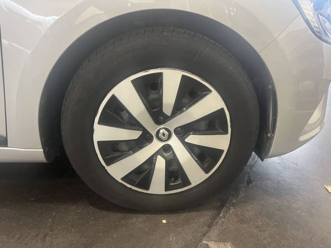Renault Clio TCe 90 Equilibre gris de 2023