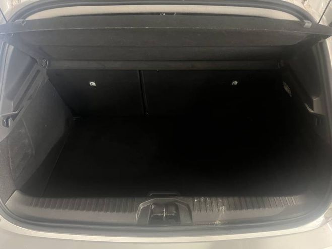 Renault Clio TCe 90 Equilibre gris de 2023