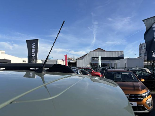 Dacia Duster TCe 130 4x2 Journey gris de 2023