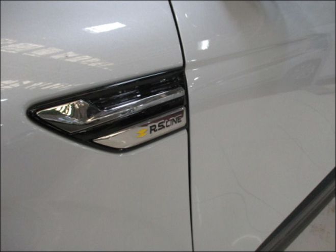 Renault Arkana E-Tech 145 - 21B R.S. Line blanc de 2022