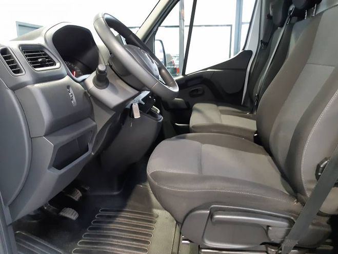 Renault Master FOURGON FGN TRAC F3500 L2H2 BLUE DCI 135 blanc de 2023