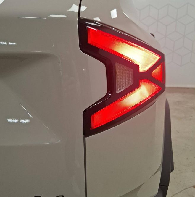 Dacia Duster Duster Hybrid-G 150 4x4 Extreme 5p HNV de 2026
