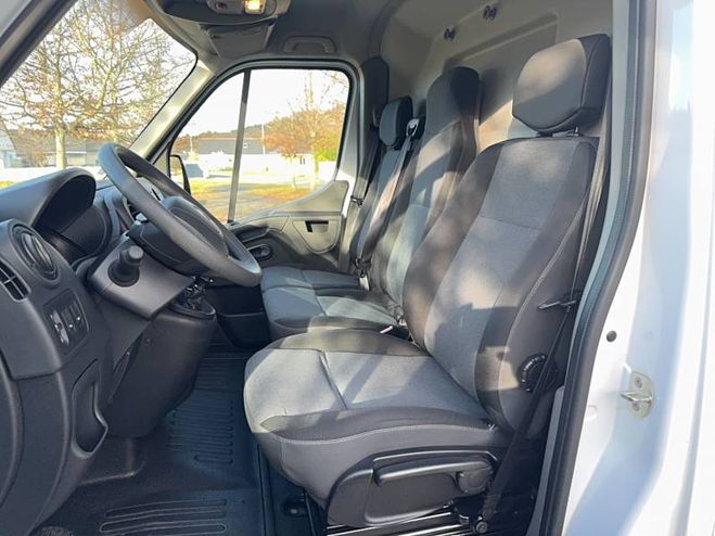 Renault Master FOURGON FGN L3H2 3.5t 2.3 dCi 170 ENERGY blanc de 2019