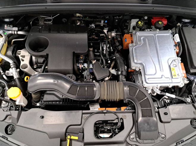 Renault Clio Clio E-Tech 140 - 21N Business 5p Gris de 2022
