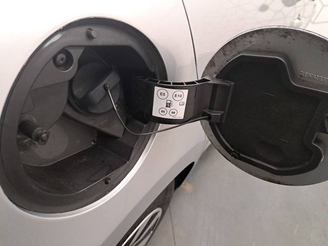Renault Clio Clio TCe 90 Equilibre 5p Gris de 2023