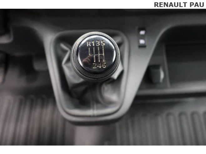 Renault Master FOURGON FGN TRAC F3300 L2H2 BLUE DCI 135 blanc de 2023