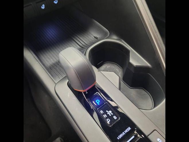Toyota C HR Hybride Rechargeable 225 Design blanc de 2025