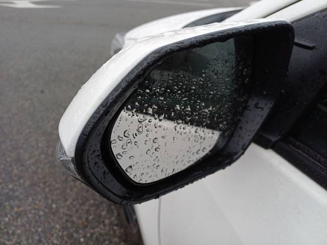 Toyota Yaris Hybride 116h Design blanc de 2022