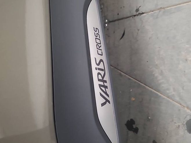 Toyota Yaris Cross Hybride 116h 2WD Dynamic Business  gris de 2025