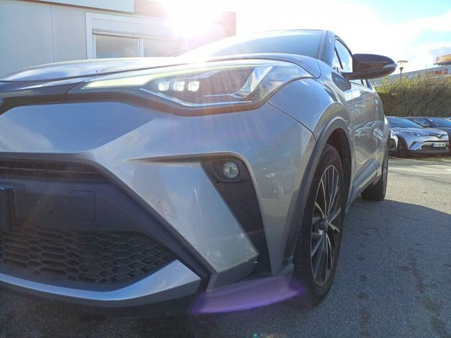 Toyota C HR Hybride 2.0L Distinctive gris de 2020
