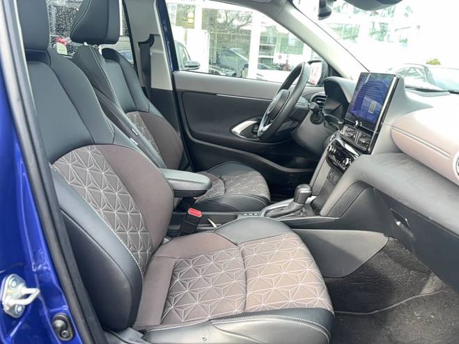 Toyota Yaris Cross Hybride 116h 2WD Collection bleu de 2024