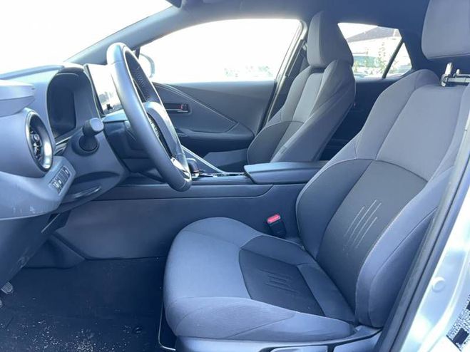 Toyota C HR Hybride 140 Design gris de 2025