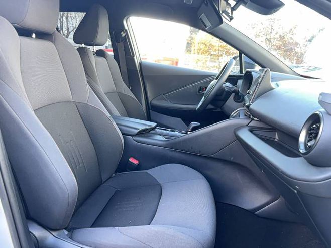 Toyota C HR Hybride 140 Design gris de 2025