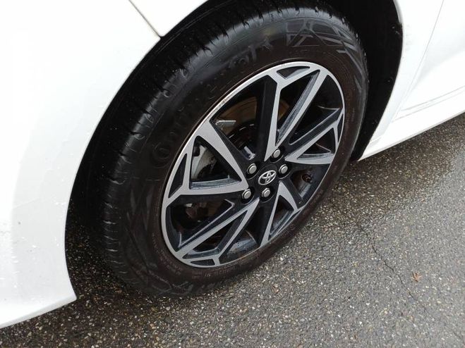 Toyota Yaris Hybride 116h Design blanc de 2022