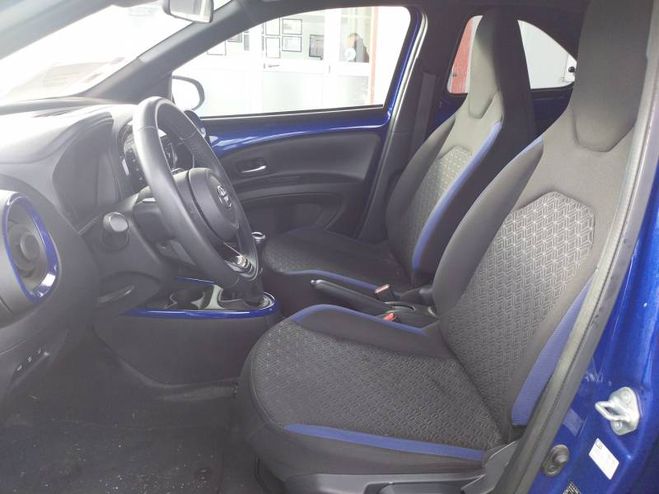Toyota Aygo 1.0 VVT-i 72 Design bleu de 2022