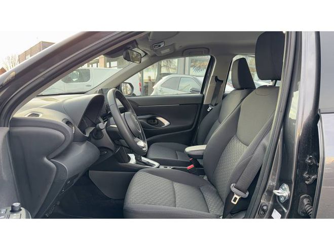Toyota Yaris Cross Hybride 116h 2WD Dynamic Business  gris de 2025