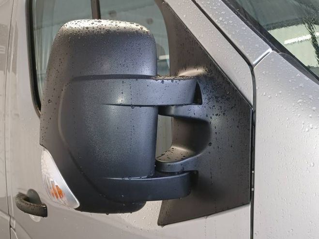 Renault Master FOURGON FGN TRAC F3300 L2H2 BLUE DCI 135 gris de 2024