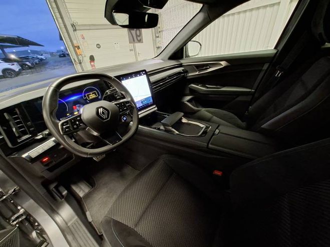 Renault Espace E-Tech hybrid 200 esprit Alpine gris de 2023