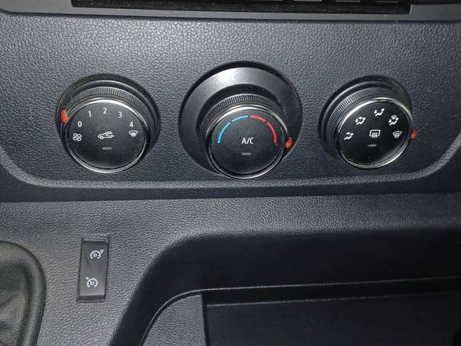Renault Master FOURGON FGN TRAC F3500 L2H2 BLUE DCI 135 blanc de 2024