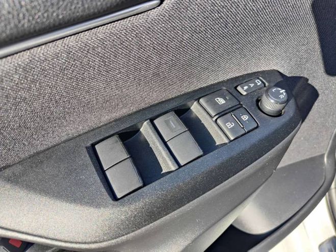 Toyota Yaris Hybride 116h Design blanc de 2023
