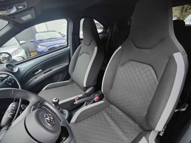 Toyota Aygo 1.0 VVT-i 72 Design gris de 2024