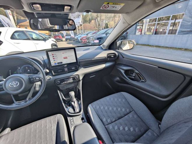 Toyota Yaris Hybride 116h Design blanc de 2024