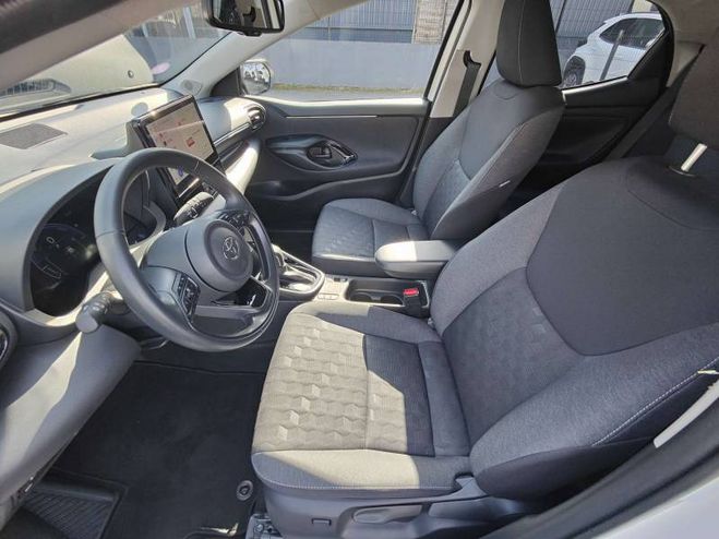 Toyota Yaris Hybride 116h Design blanc de 2024