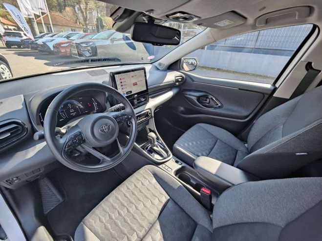 Toyota Yaris Hybride 116h Design blanc de 2024