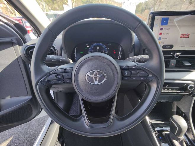 Toyota Yaris Hybride 116h Design blanc de 2024