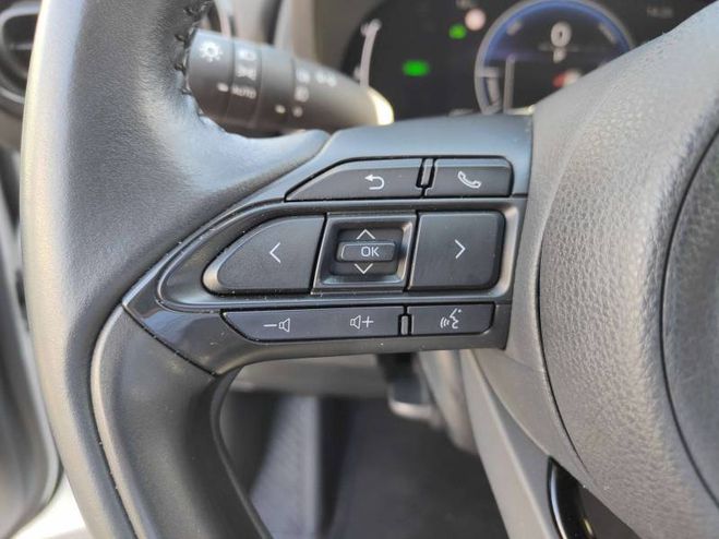 Toyota Yaris Hybride 116h Design blanc de 2024