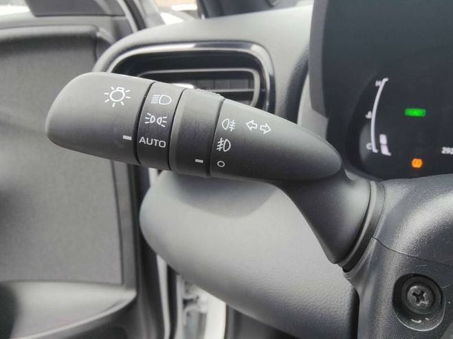 Toyota Yaris Cross Hybride 130h 2WD Design blanc de 2024