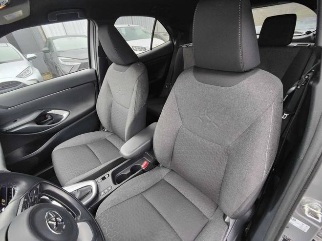 Toyota Yaris Cross Hybride 116h 2WD Design gris de 2023