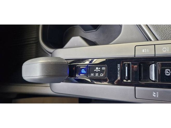 Toyota C HR Hybride 140 Dynamic Business bleu de 2024