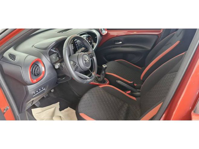 Toyota Aygo 1.0 VVT-i 72 Design rouge de 2022