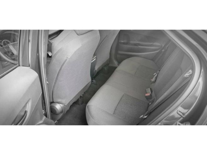 Toyota C HR Hybride 140 Dynamic Business violet de 2024