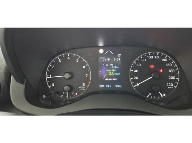 Toyota Yaris 120 VVT-i Dynamic gris de 2024
