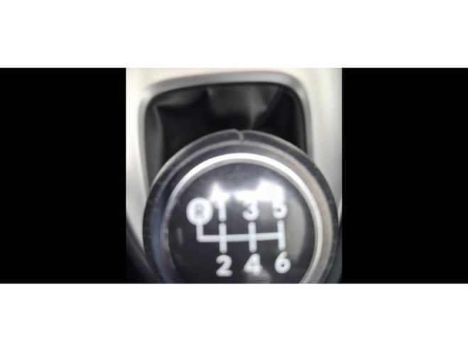 Toyota Yaris 120 VVT-i Dynamic gris de 2024