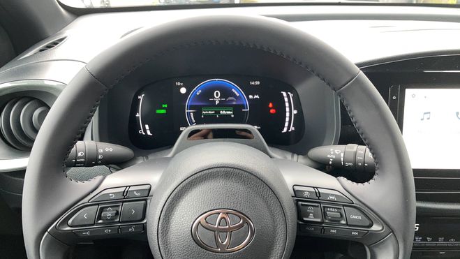 Toyota Aygo Aygo X Hybride 116h Graphic 5p Blanc de 2025