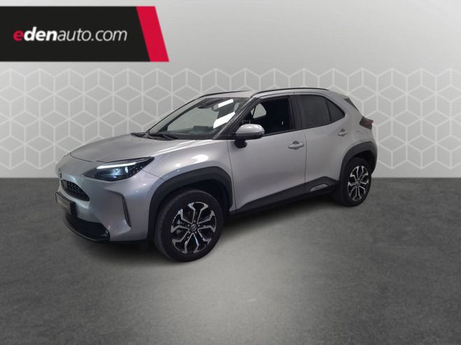 Toyota Yaris Cross Hybride 130h AWD-i Design gris de 2024