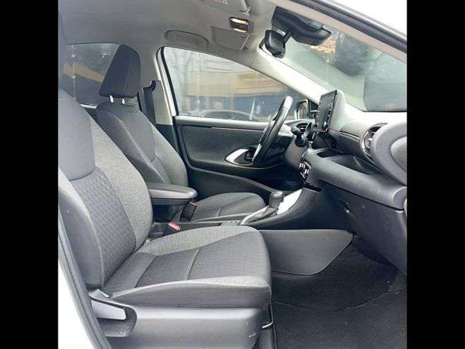 Toyota Yaris Hybride 116h Design blanc de 2022