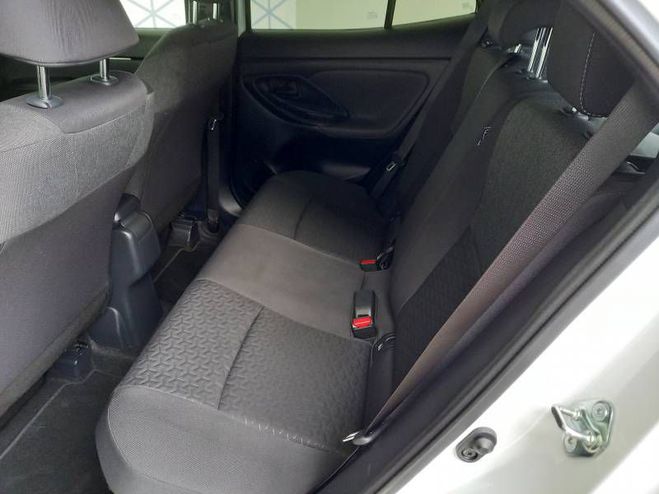 Toyota Yaris Cross Hybride 116h 2WD Design gris de 2023