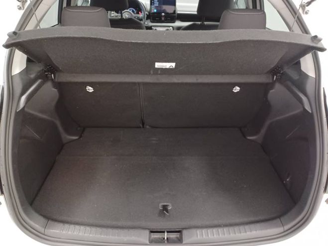 Toyota Yaris Hybride 116h Design gris de 2025